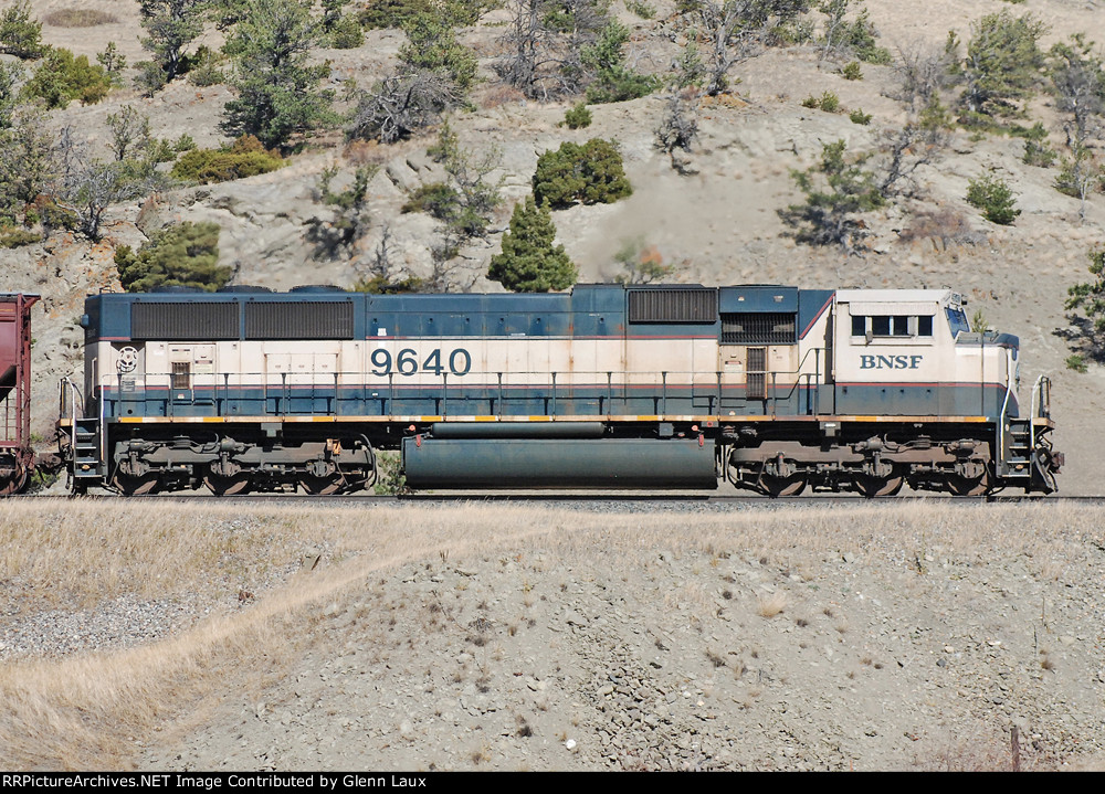 BNSF 9640